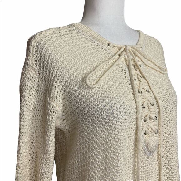 𝅺UO Kimchi Blue Lace Up Sweater - Picture 4 of 8